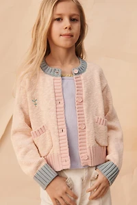 GILET EN MAILLE COLOR BLOCK FLEUR BRODÉE ÉDITION LIMITÉE