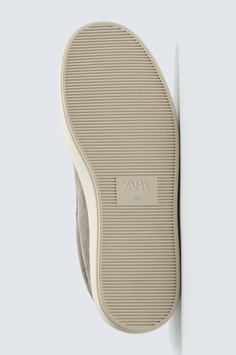 LEATHER HEEL DETAIL SNEAKERS