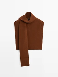 Veste sans manches en maille à col V et écharpe