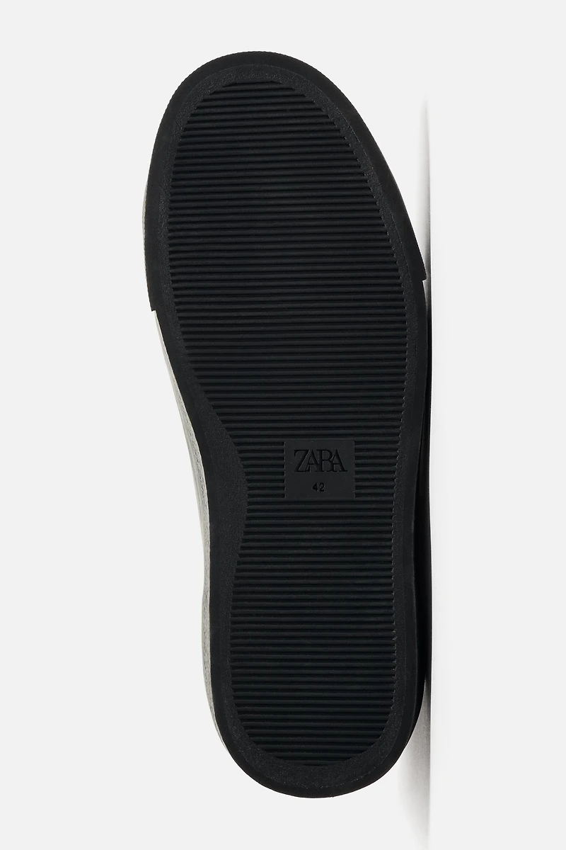 BASIC SNEAKERS