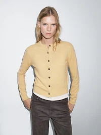Cardigan boutons dorés 100 % laine