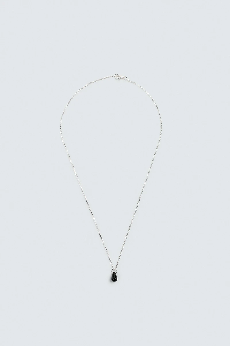 TEARDROP PENDANT NECKLACE