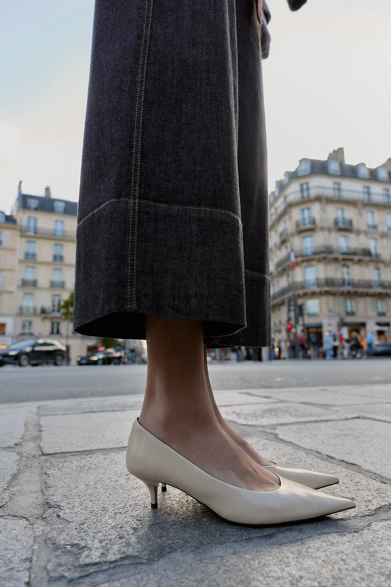 CHAUSSURES À TALONS KITTEN HEEL