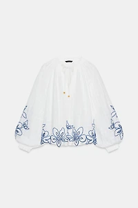 BLOUSE BRODÉE À FLEURS