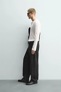 TEE-SHIRT COL TUNISIEN STRUCTURÉ