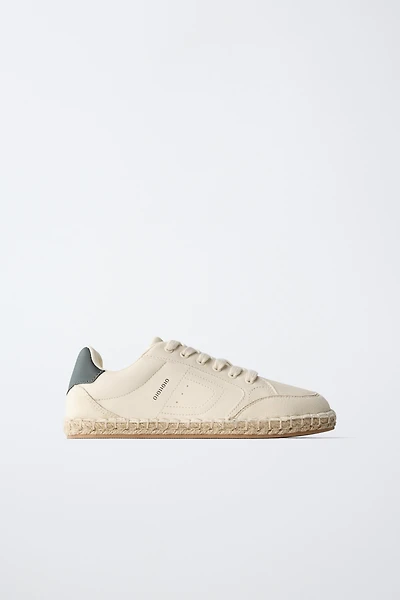 TENNIS EN JUTE