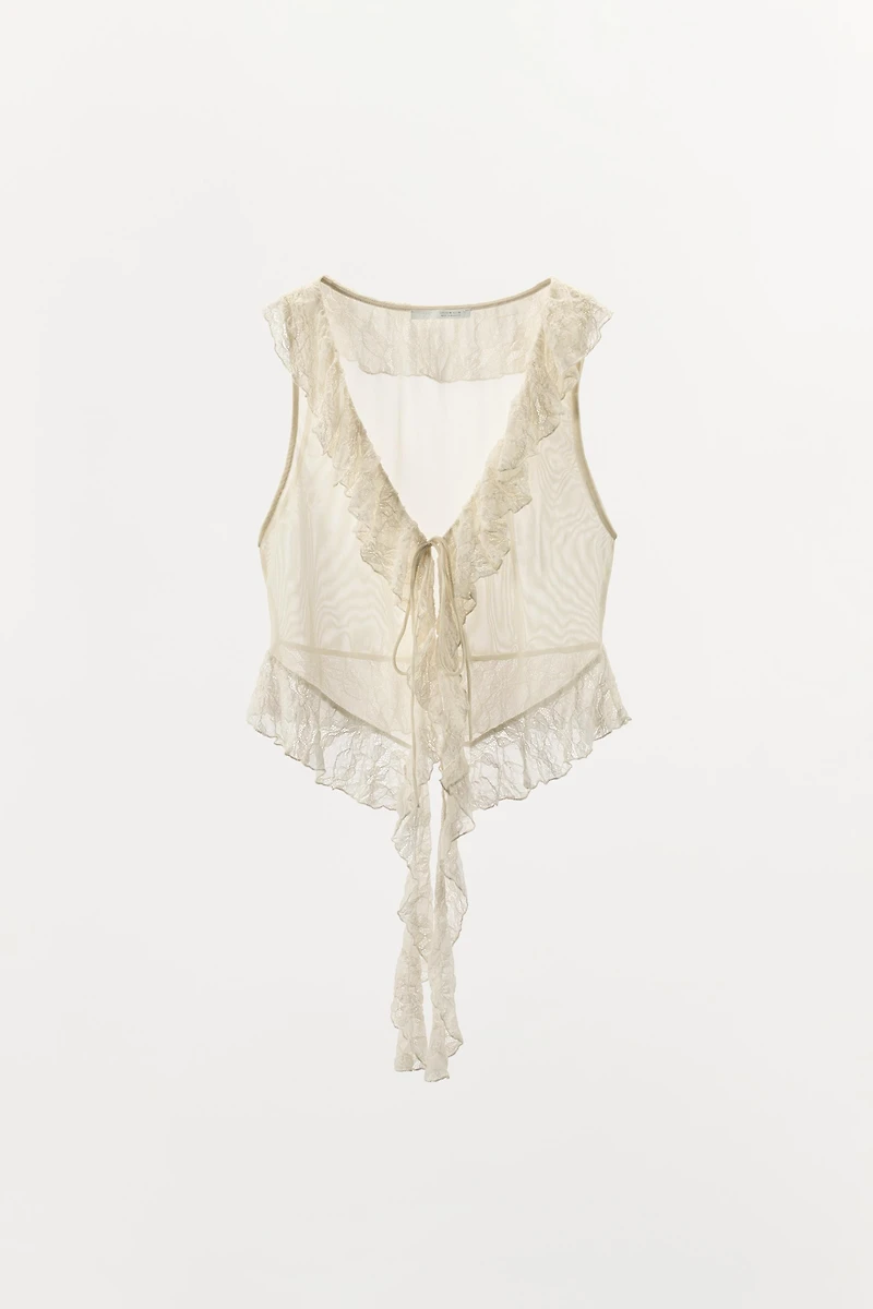 RUFFLED LACE TOP