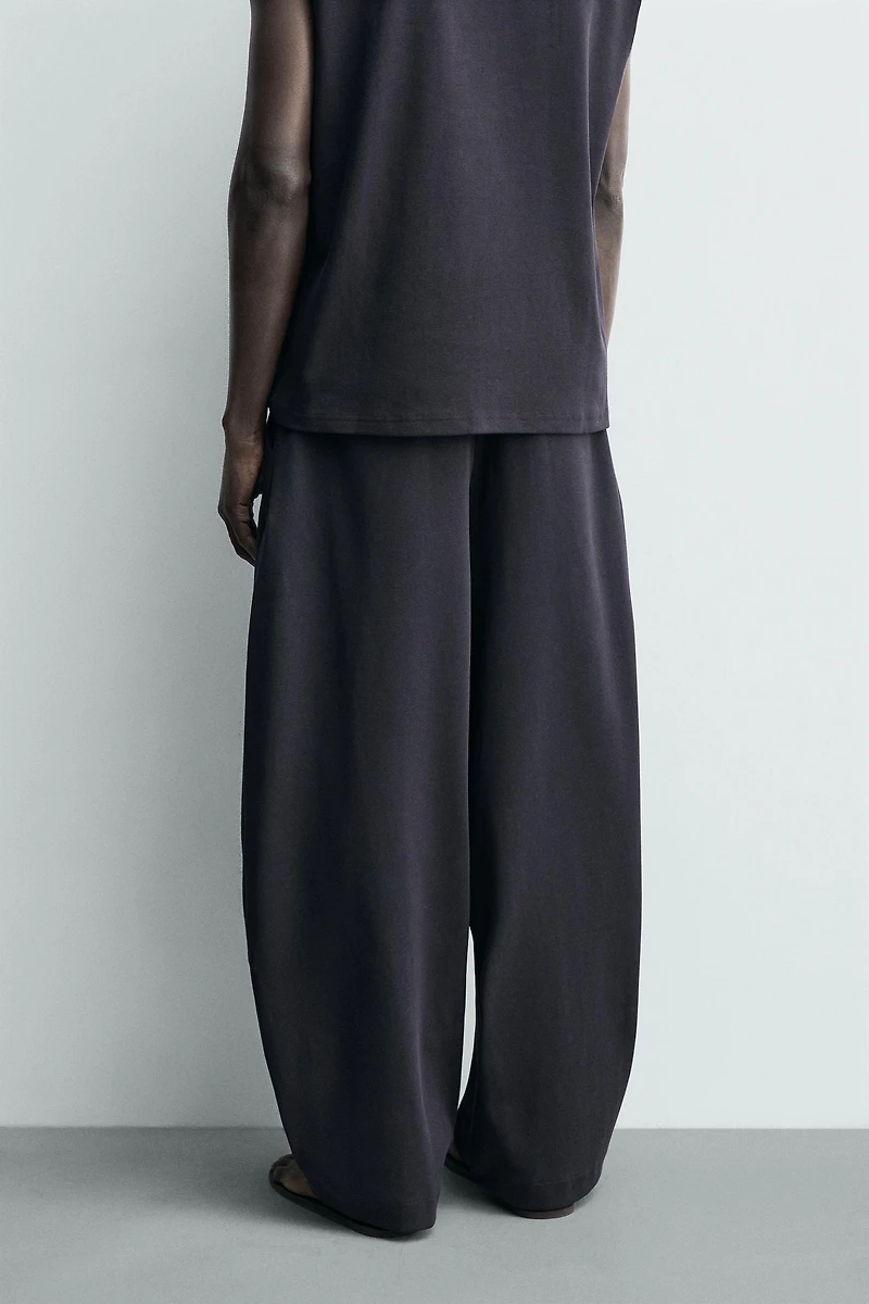 RIBBED TEXTURE BALLOON FIT JOGGER PANTS