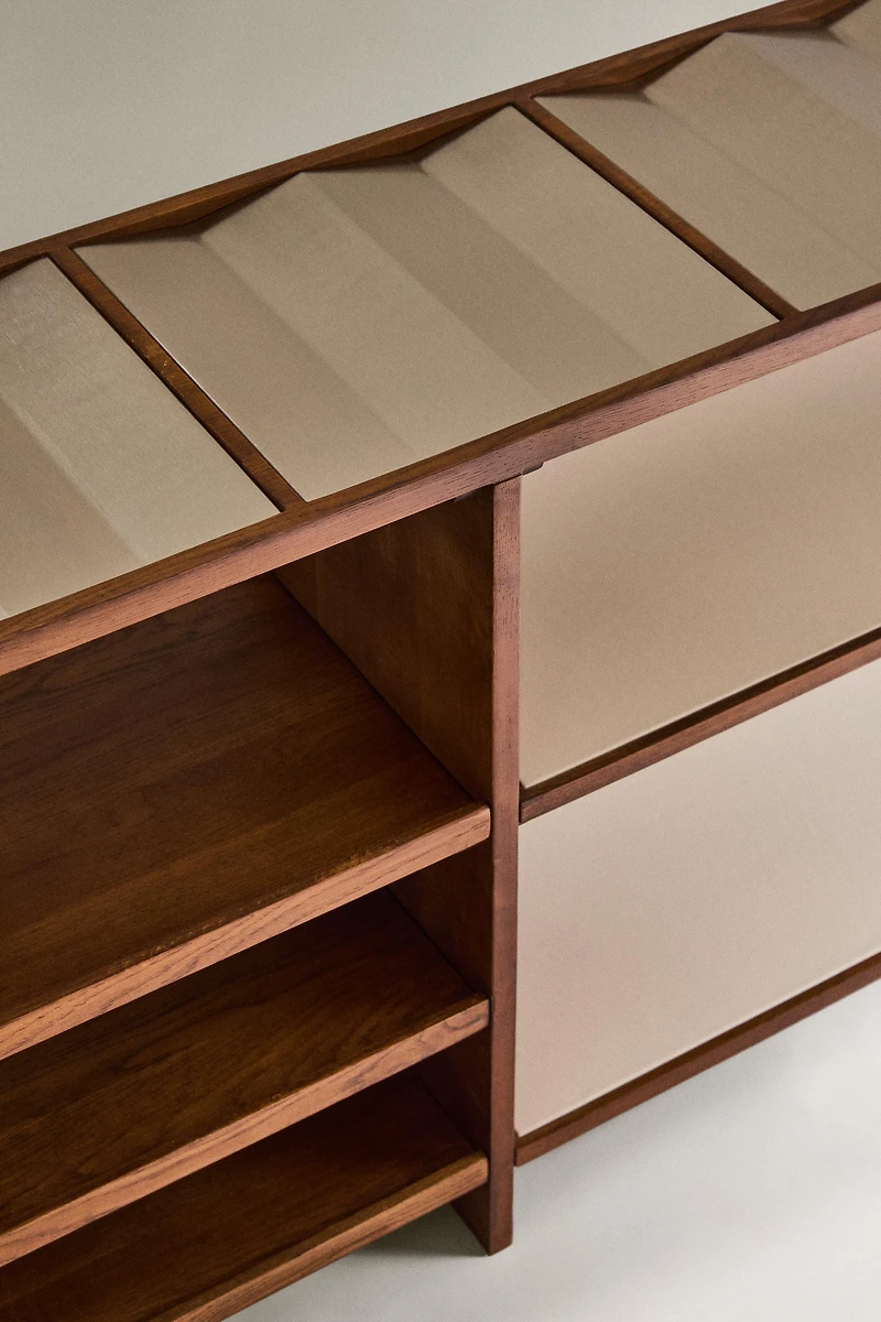 LARGE STORAGE UNIT AND DUMBBELL RACK