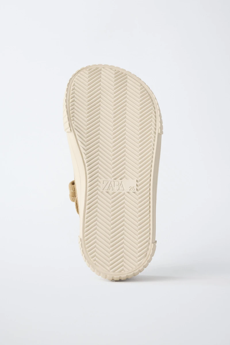 TEXTILE BAREFOOT MARY JANE SNEAKERS