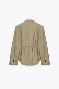 BLAZER WITH SHOULDER PADS AND THIN BELT