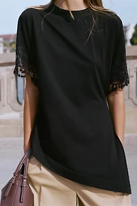 ASYMMETRIC LACE T-SHIRT