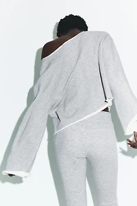 BOAT NECK SWEATSHIRT