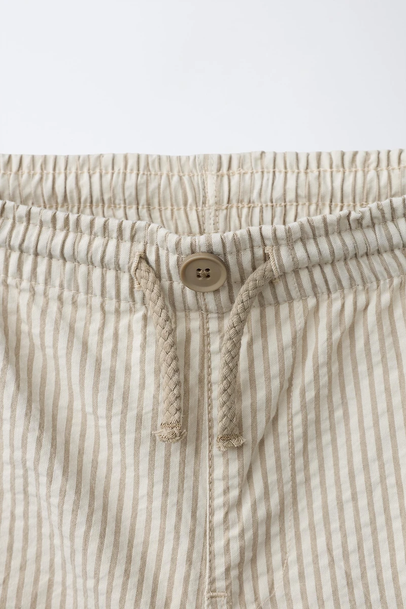 PANTALON SEERSUCKER À RAYURES