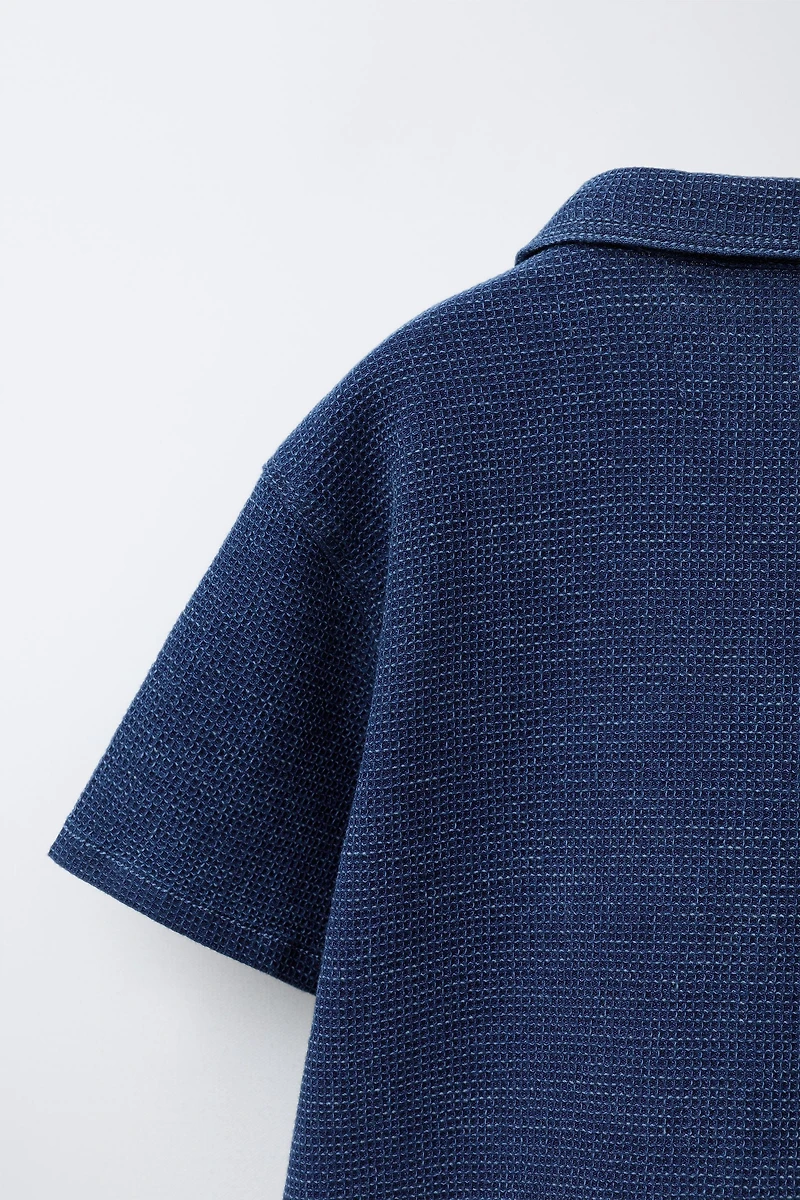 TEXTURED SHIRT