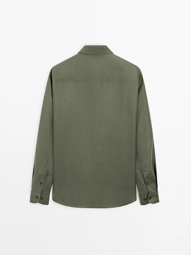 Lightweight regular fit twill shirt