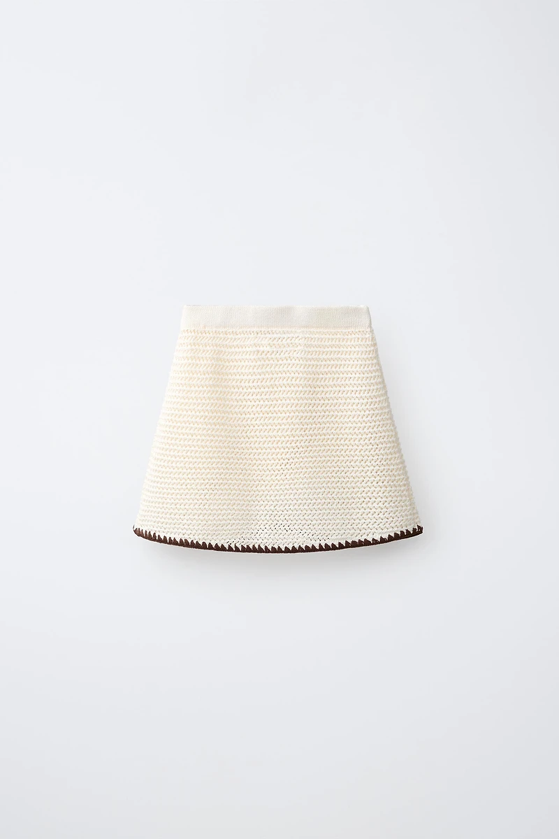 CONTRAST HEM KNIT SKIRT