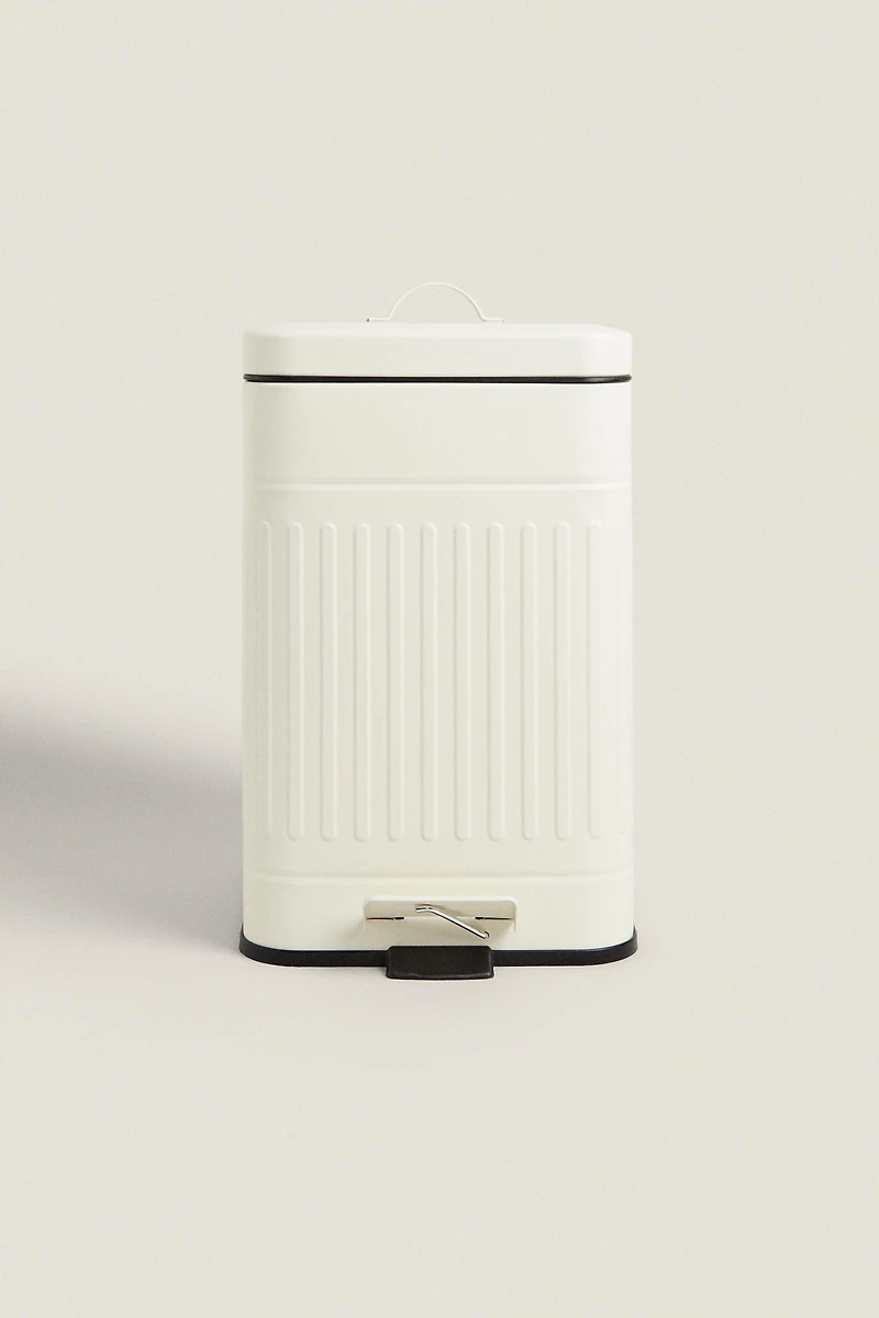 POUBELLE DE CUISINE PETIT FORMAT