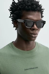 T-SHIRT À IMPRIMÉS BIMATIÈRES