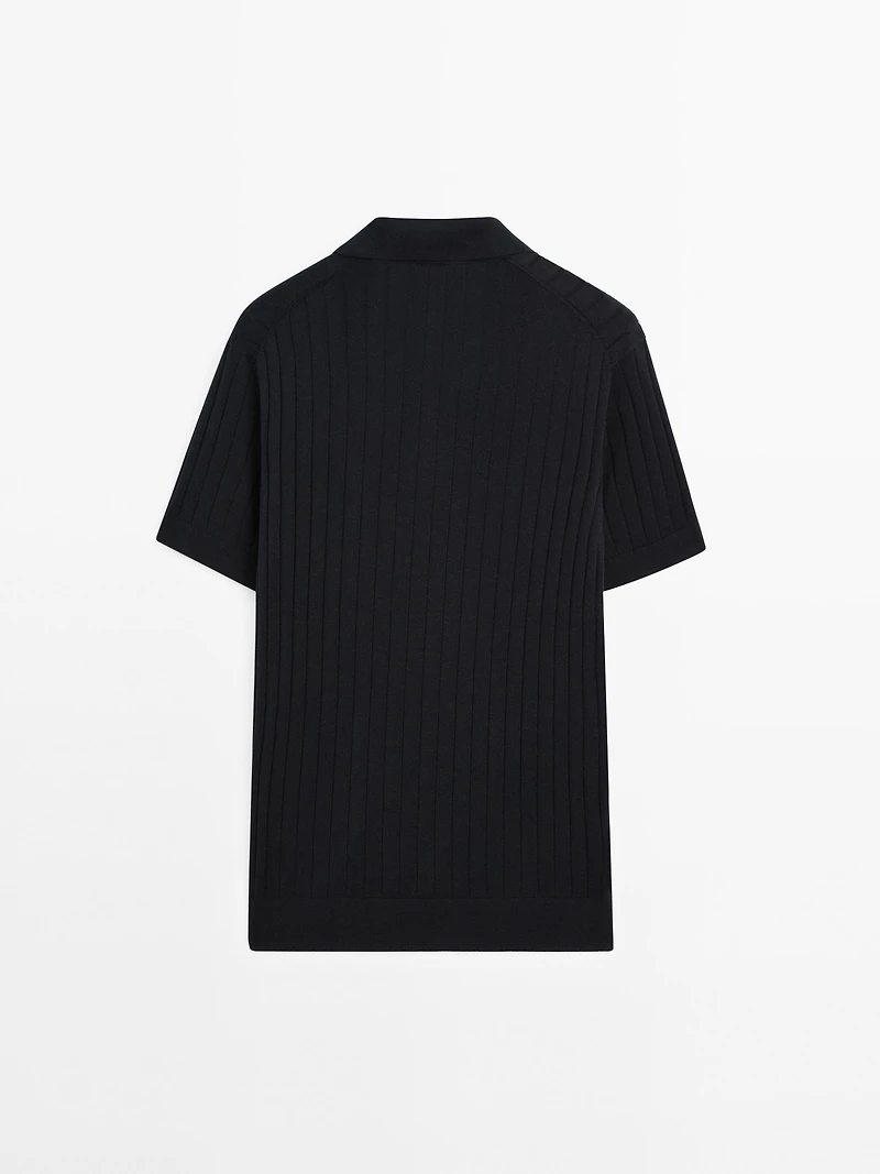 Ribbed knit polo shirt