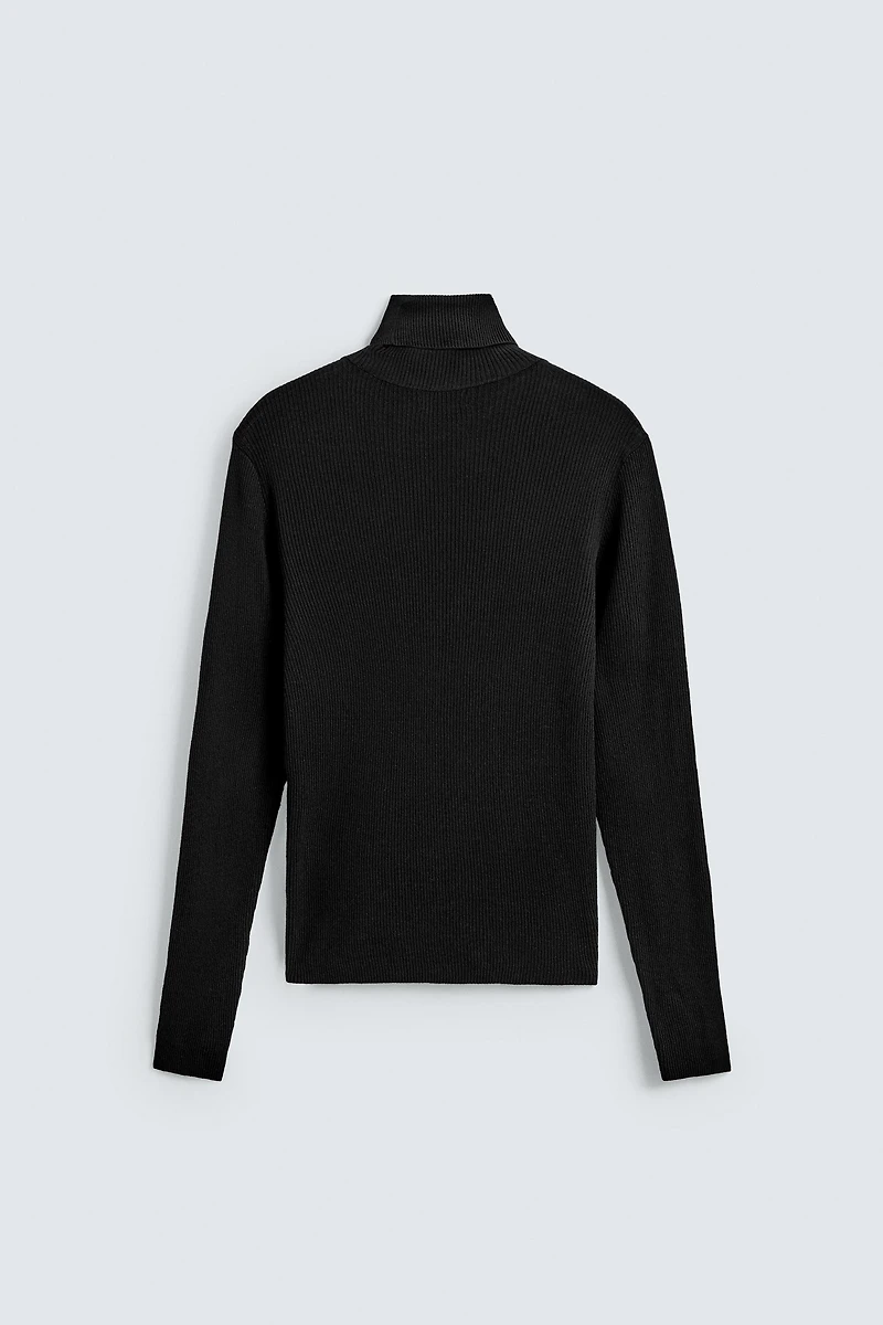 PULL LÉGER CÔTELÉ