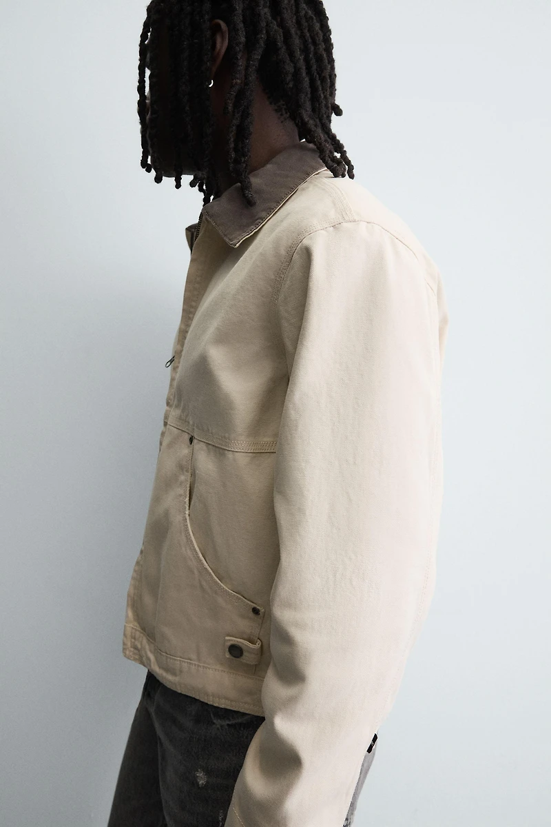 CONTRAST COLLAR JACKET