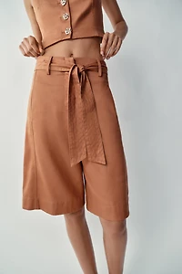 LONG BELTED SHORTS