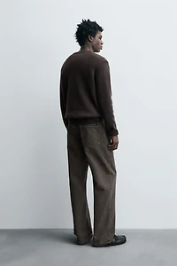 PLEATED STRAIGHT FIT JEANS