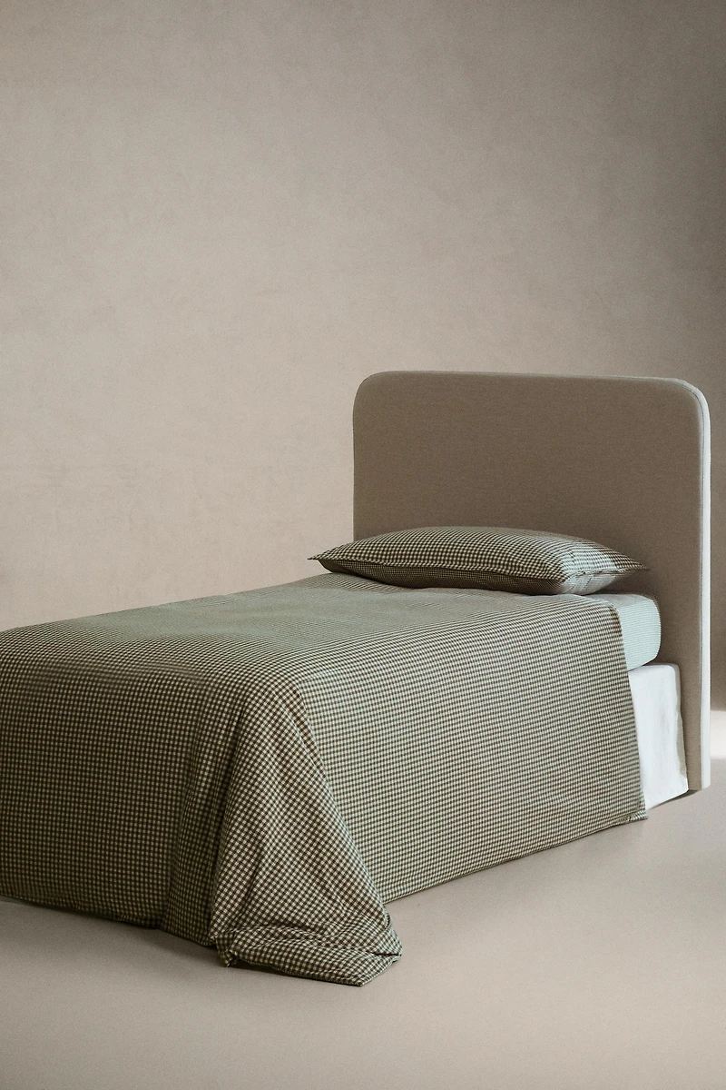 CHILDREN'S GINGHAM FLANNEL FITTED SHEET