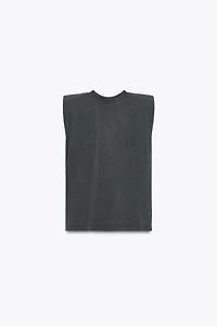 WASHED EFFECT JEWEL SHOULDER PAD T-SHIRT