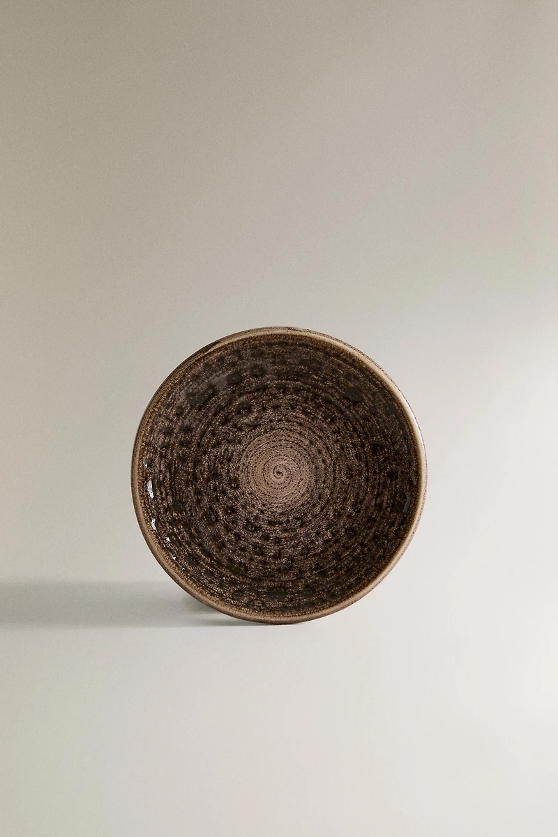 RAISED-DESIGN SIDE PLATE