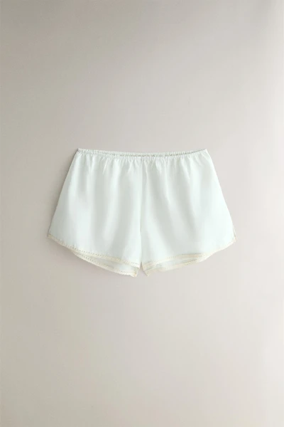 COTTON LACE SHORTS