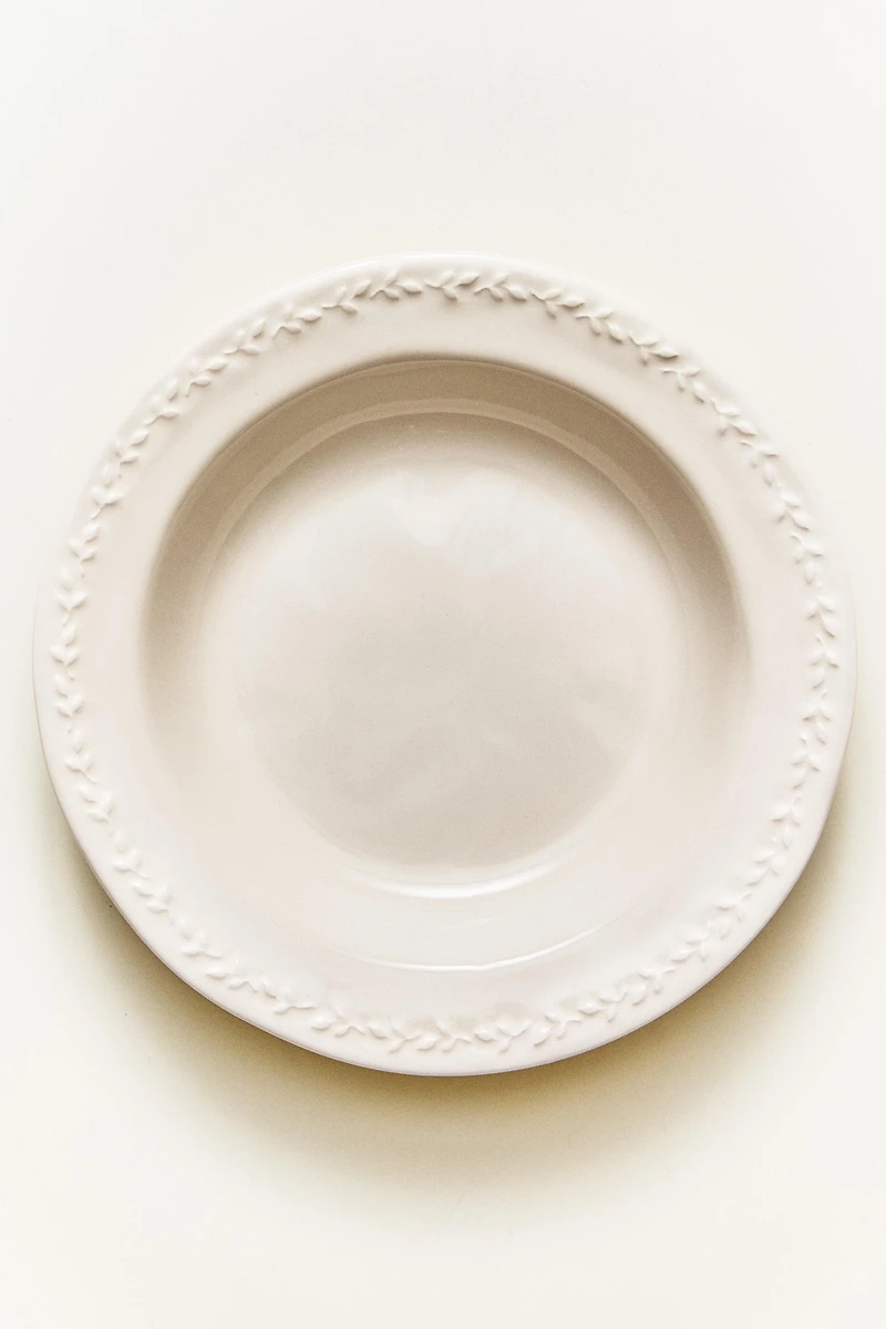 ASSIETTE CREUSE FAÏENCE BORD RELIEF