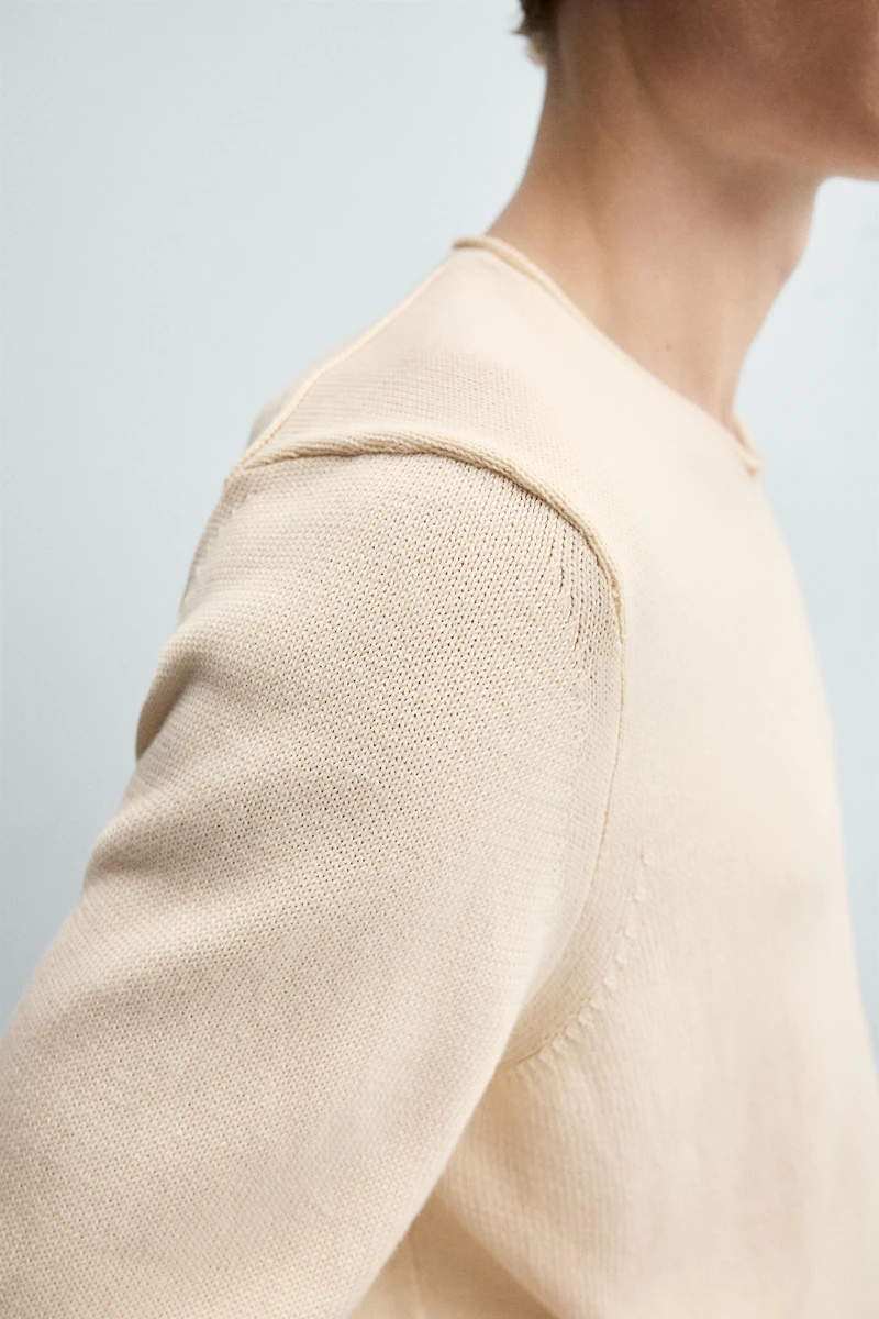 RELAXED FIT COTTON V-NECK SWEATER