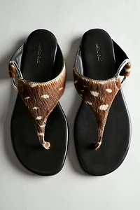 Printed flat slider sandals
