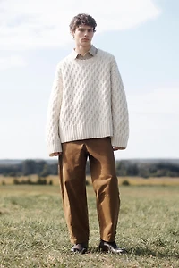 PULL EN JACQUARD GÉOMÉTRIQUE ÉDITION LIMITÉE