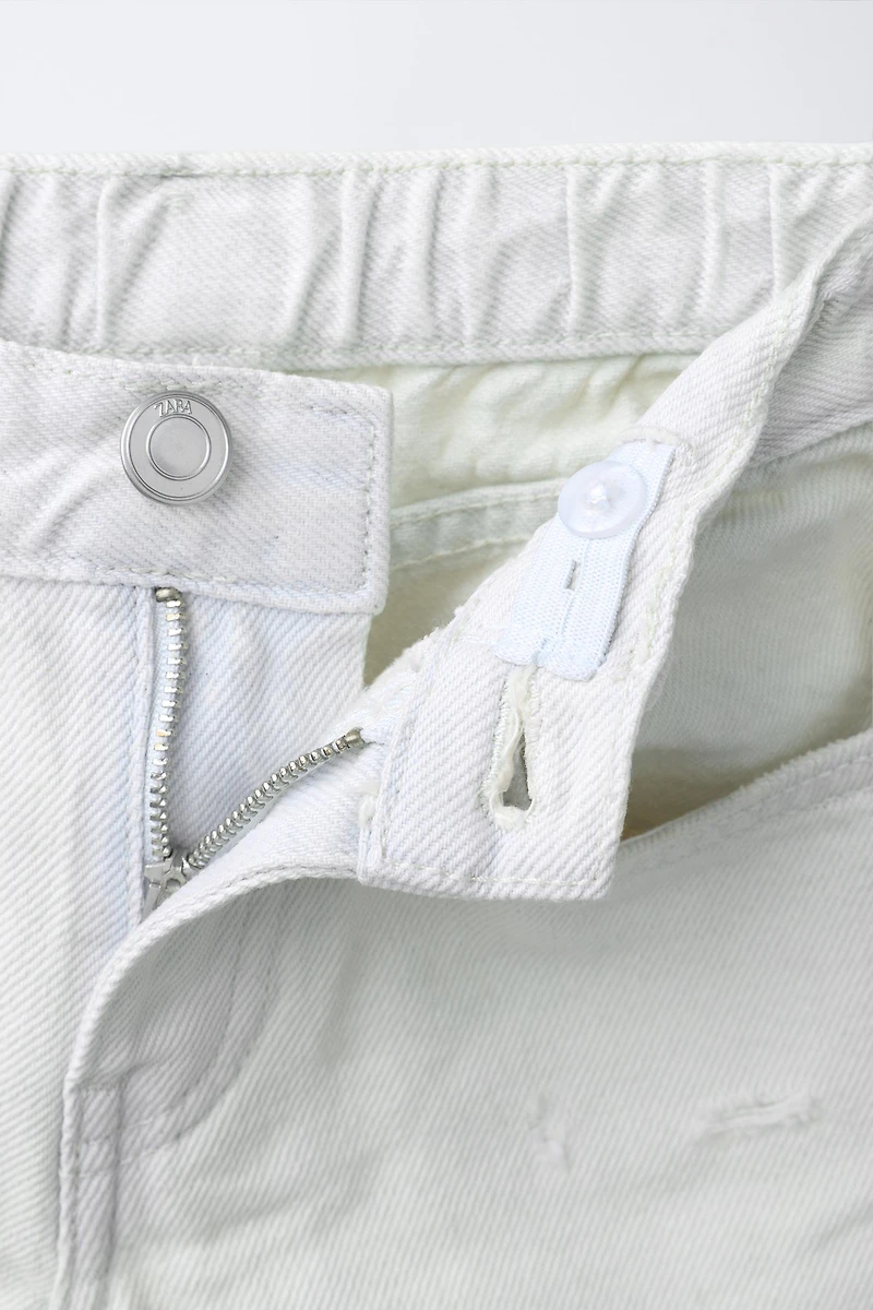 SHORT EN JEAN DÉCHIR