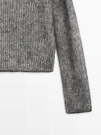 Short knit alpaca and wool sweater