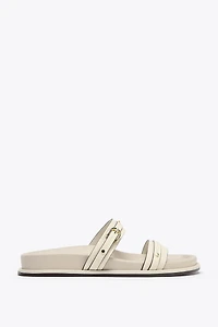 FLAT BUCKLED SANDALS