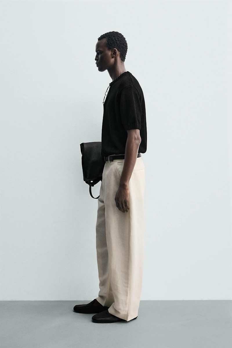 PANTALON COUPE DÉCONTRACTÉE À PLIS