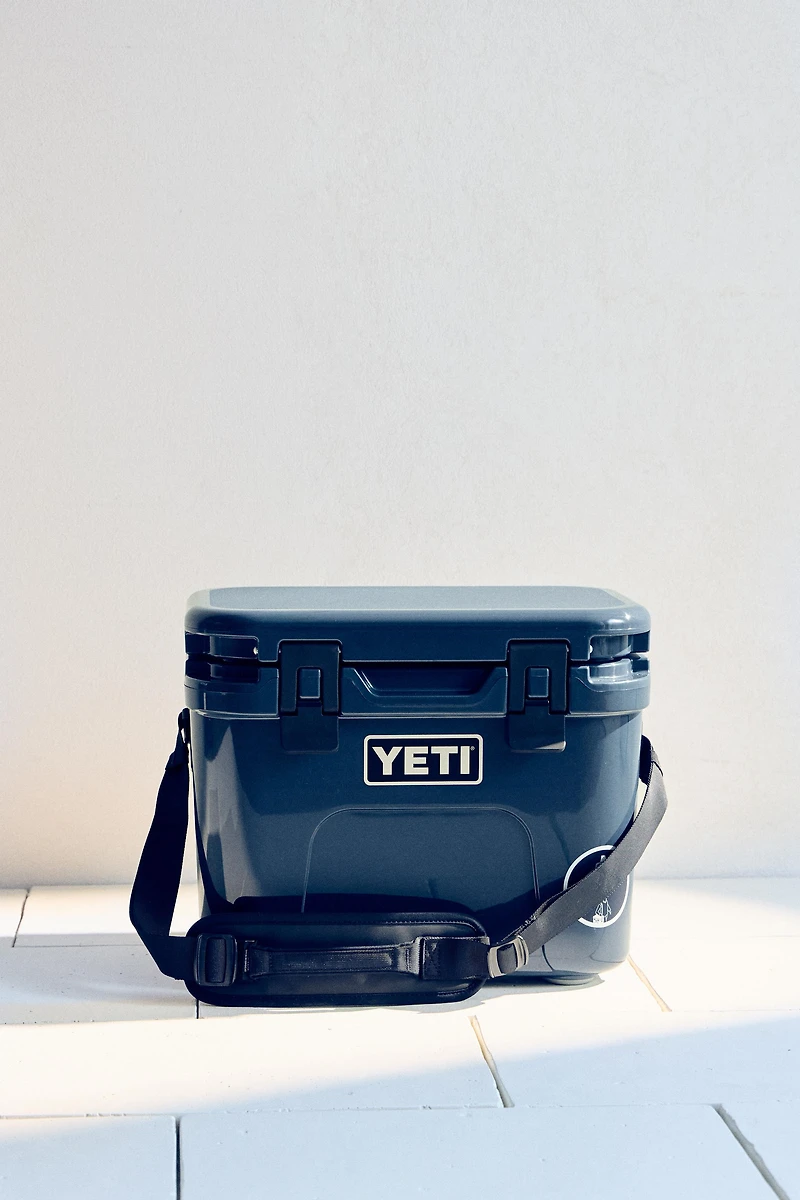 YETI SMALL RIGID COOLER