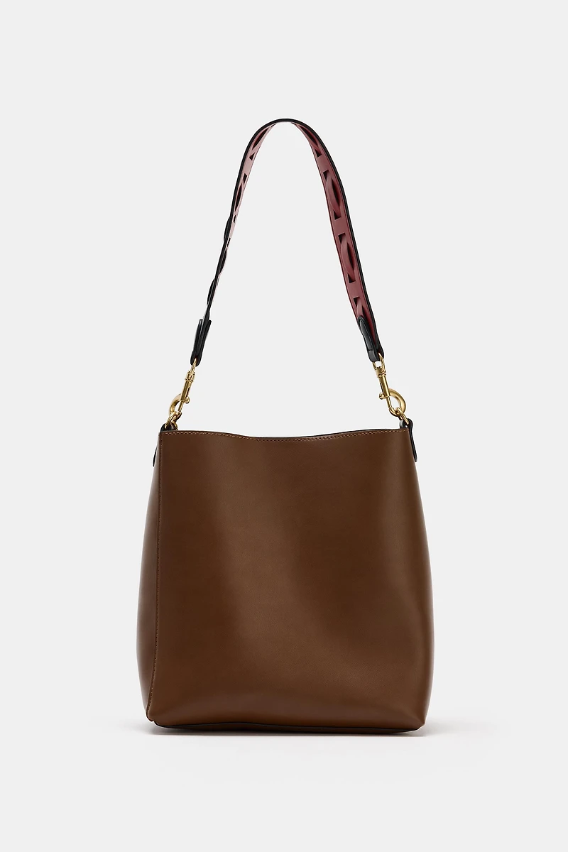 SAC SEAU À ANSE DÉTAIL