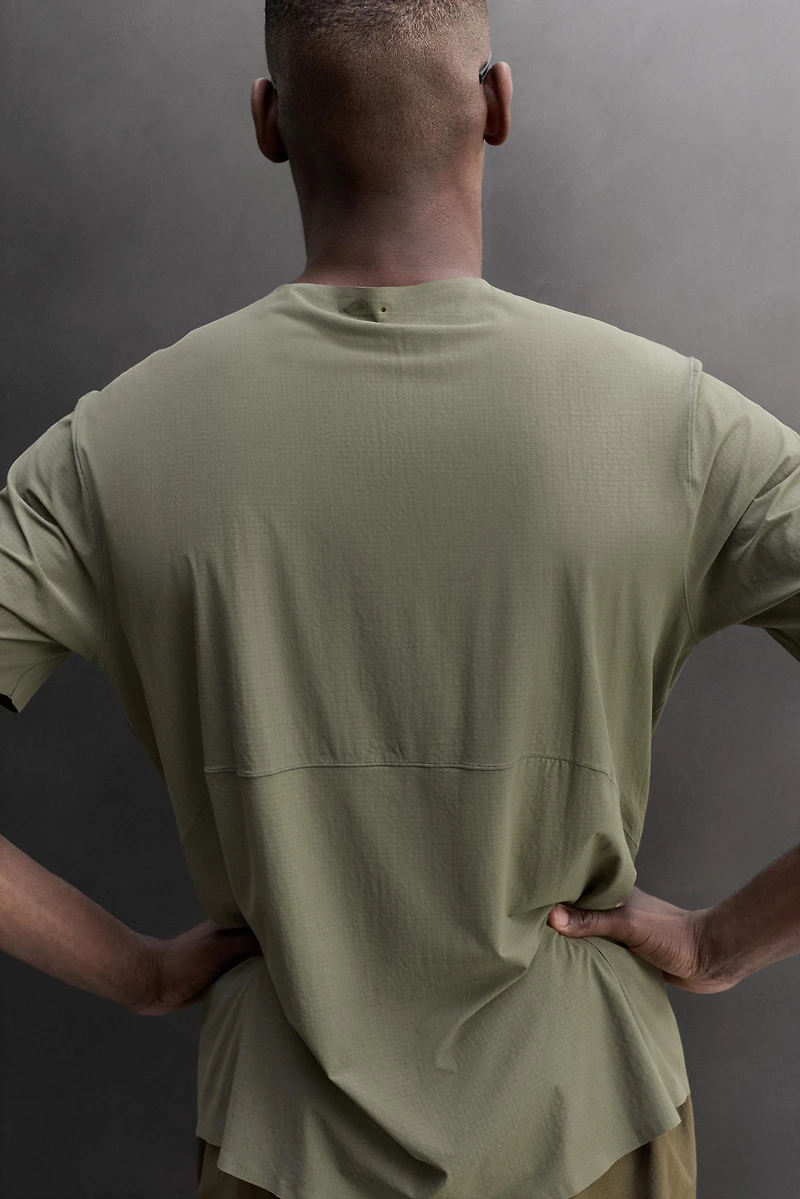 TECHNICAL TEXTURED SHIRT