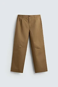 PANTALON CHINO COUPE DÉCONTRACTÉE À PLIS