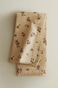 LOT DE SERVIETTES FLEURS SAUVAGES AVEC DENTELLE (LOT DE 2)