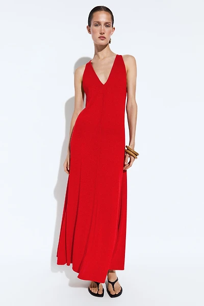 V-neck knit midi dress