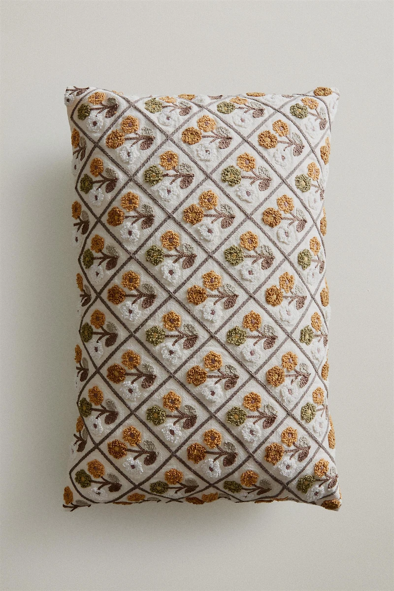 TUFTED THROW PILLOW COVER