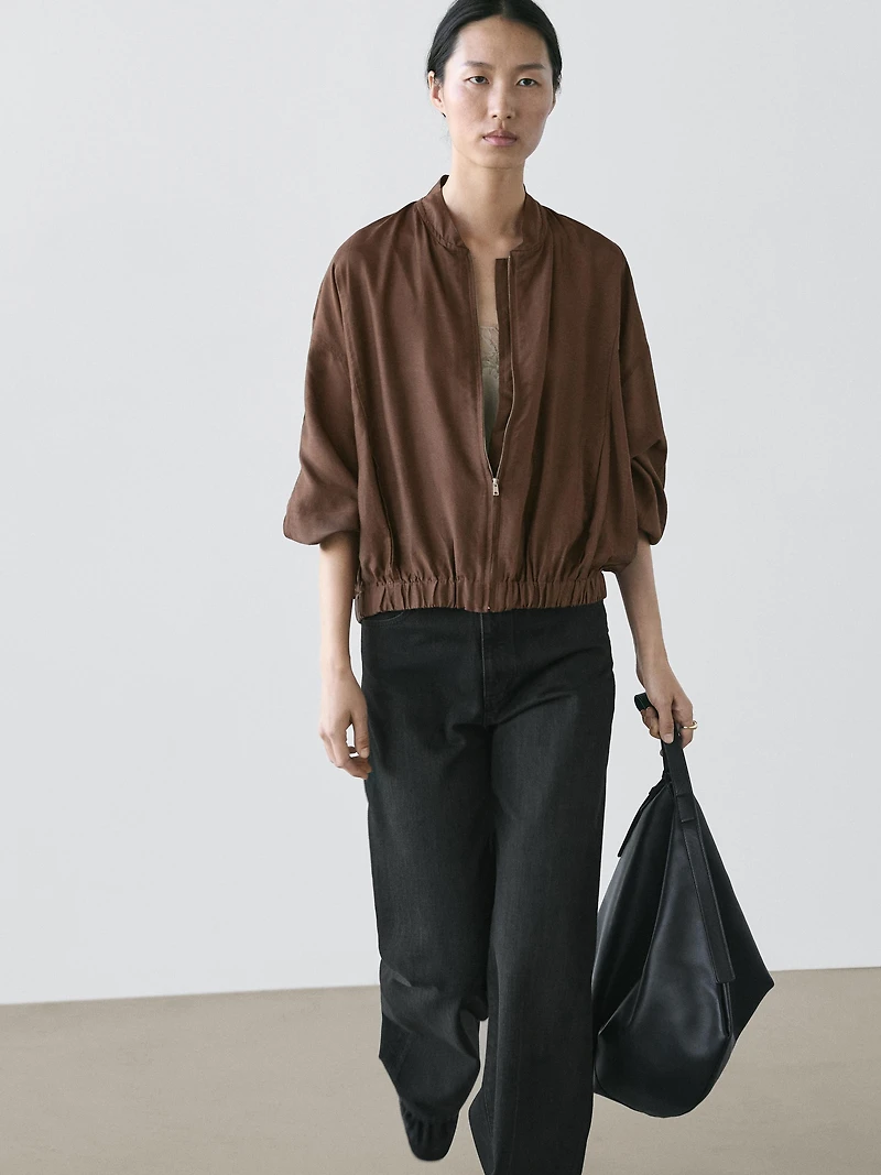 Flowing bomber jacket