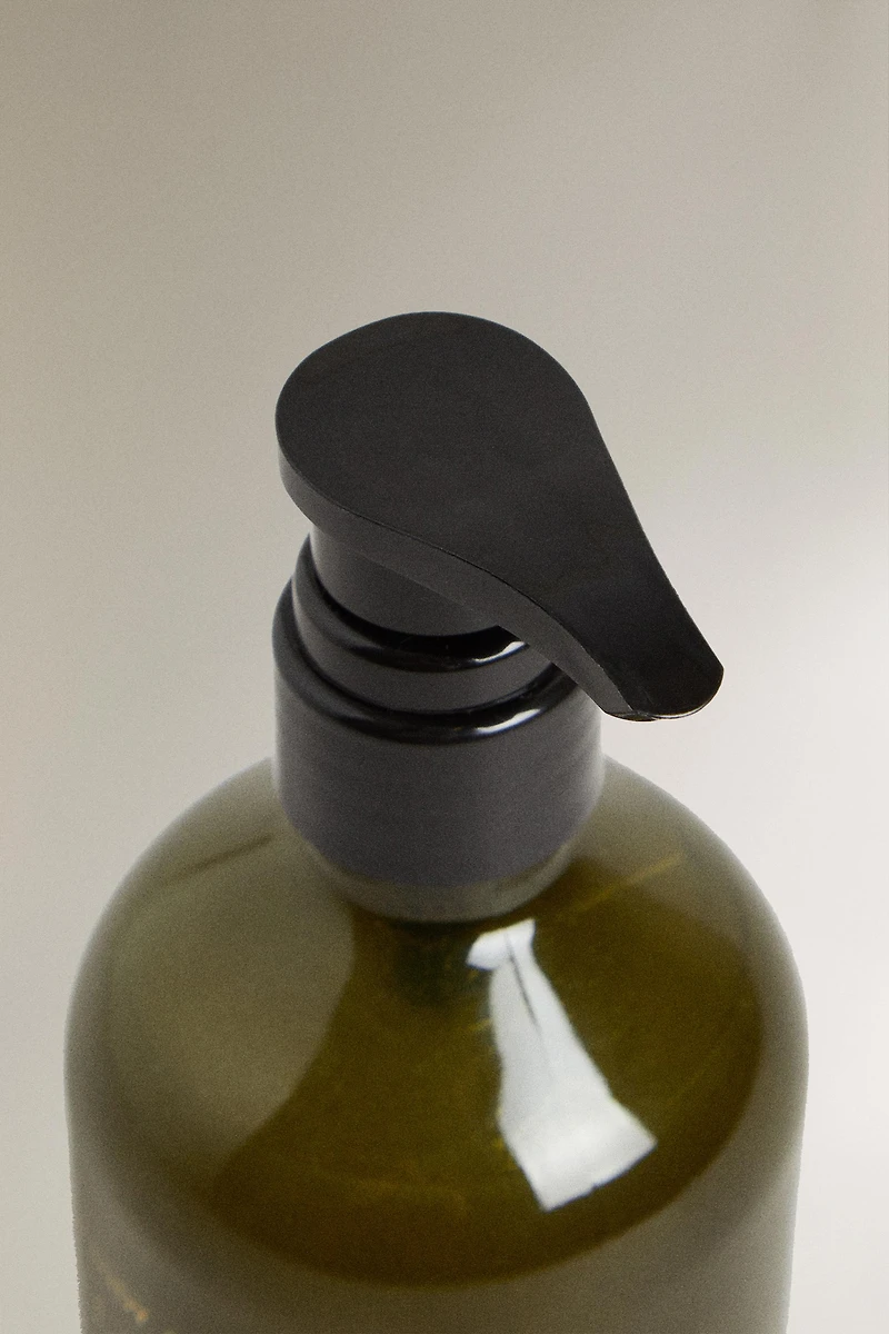 (500 ML) BASILICUM HAND AND BODY LIQUID SOAP
