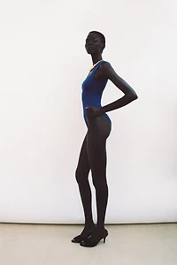 STRETCH SQUARE NECK BODYSUIT